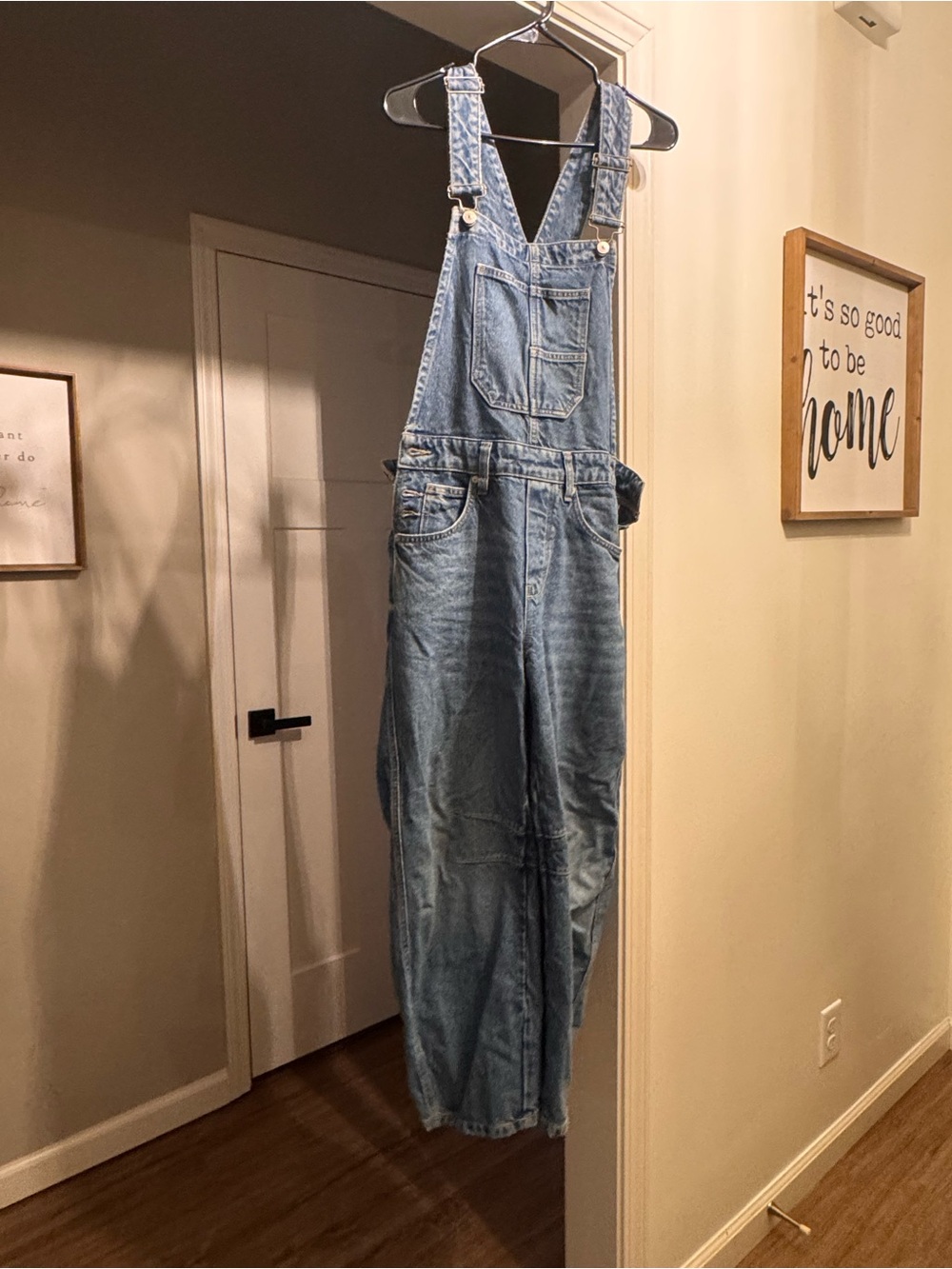 Free people barrel overalls. Size XS